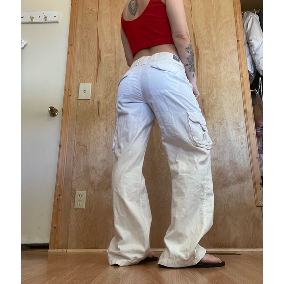The North Face White Cargo Straight-Leg Pants - Picture 2 of 9
